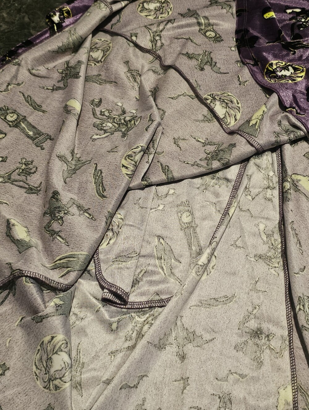 Torrid Disney Haunted Mansion Purple Velvet Aop Dress Midi Halloween Size 1 XL - Picture 9 of 10